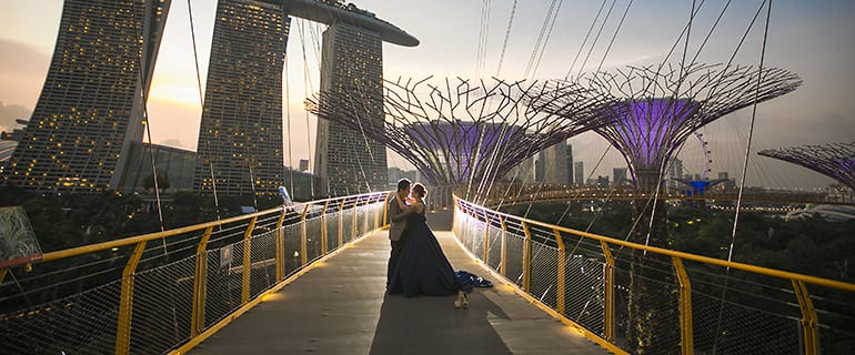 Vincent + Jhoan {Singapore Engagement Session}