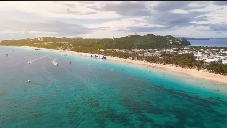Discover unique Boracay wedding photo ideas beyond the usual White Beach shots. Expert Boracay photographer tips from Eight Productions — capture love with creativity.